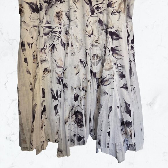 Maurices White Skirt with Floral Pattern - Picture 2 of 4